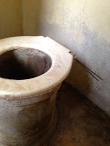 LADIES ROOM