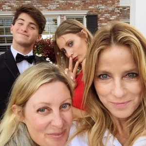 PROM MOMS